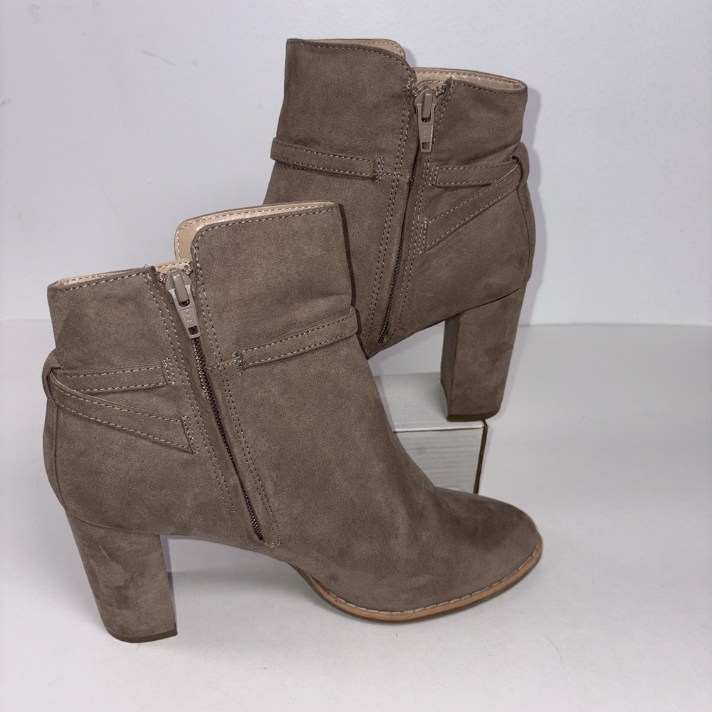 Banana Republic Tan Suede Zip Ankle Boots Brown Pointed Toe Block Heel Size 8.5